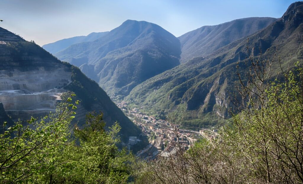 Domenica 6 Aprile Valstagna Alta via del Tabacco- 3° Tratto